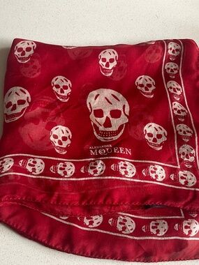 Alexander McQueen Silk Skull Scarf - Red and White